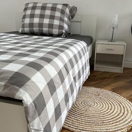 Schoenes Zimmer Im Zentrum - 3 Paderborn Zewnętrze zdjęcie